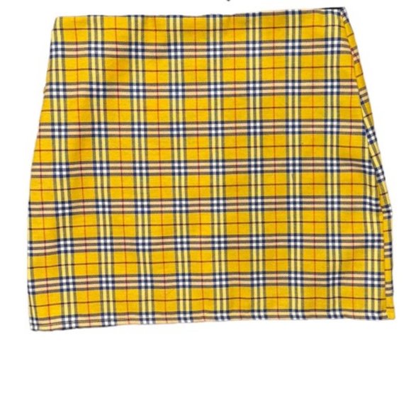 Omighty NWT Yellow Plaid Tie Front Crop Top Mini Skirt Set Size L - Picture 8 of 8